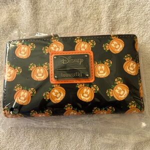 Disney Loungefly Black and Orange Mickey Pumpkin Wallet